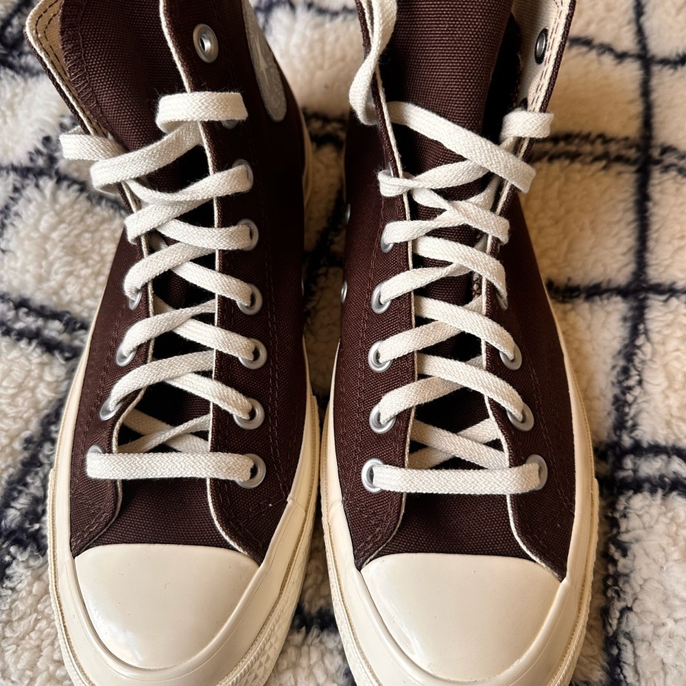 ⚪️🟤 Converse Hightop - Picture 2 of 7